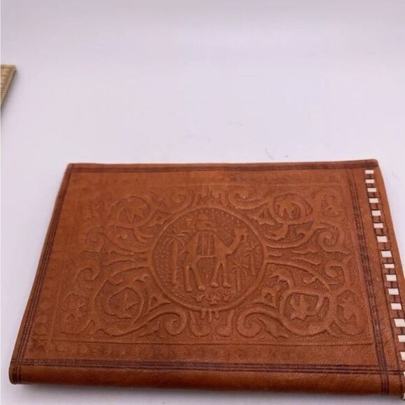 Treasures Of Morocco Wallet Leather Genuine carved Bi-fold Handmade cognac - Picture 3 of 7